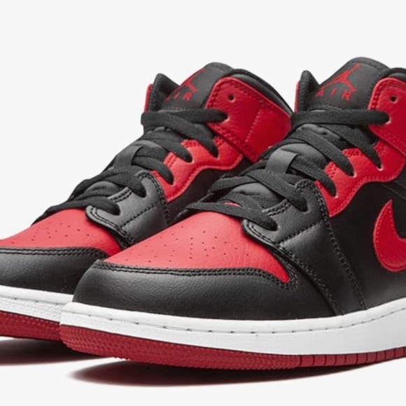 Nike Air Jordan Boys - Size 7Y - Picture 8 of 13